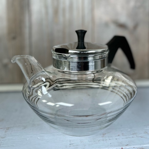 MCM Glass Teapot š« - Picture 3 of 13